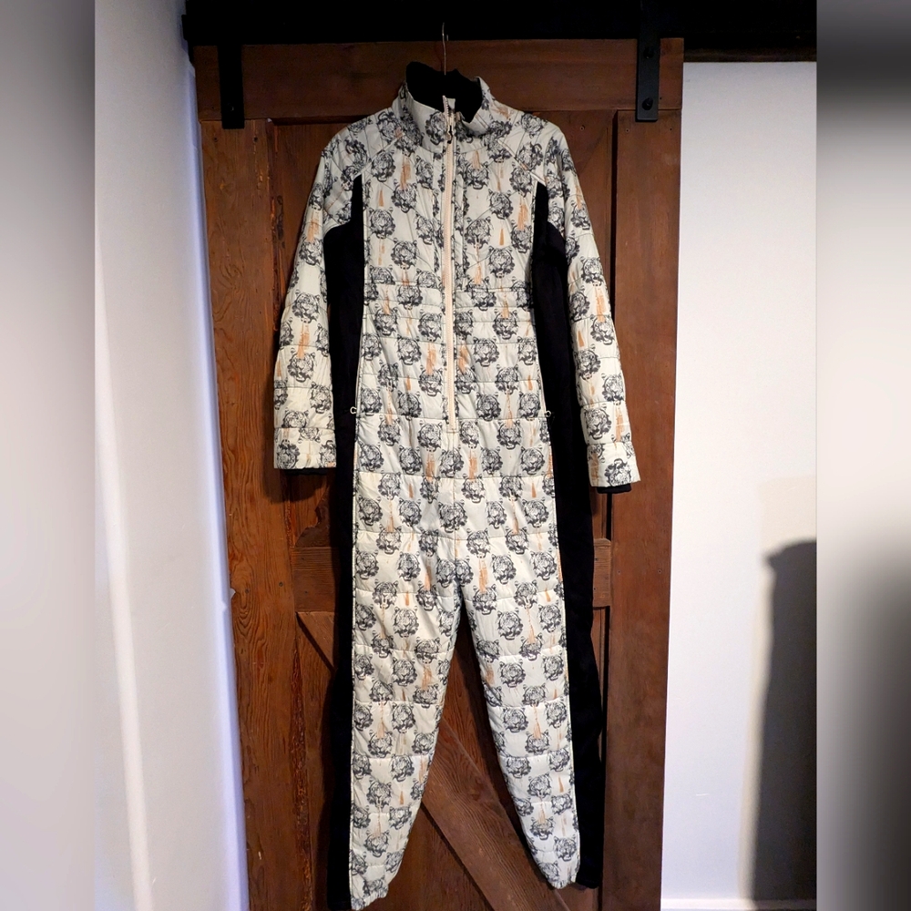 Oiselle Yeti Snuggle Suit Medium Tiger